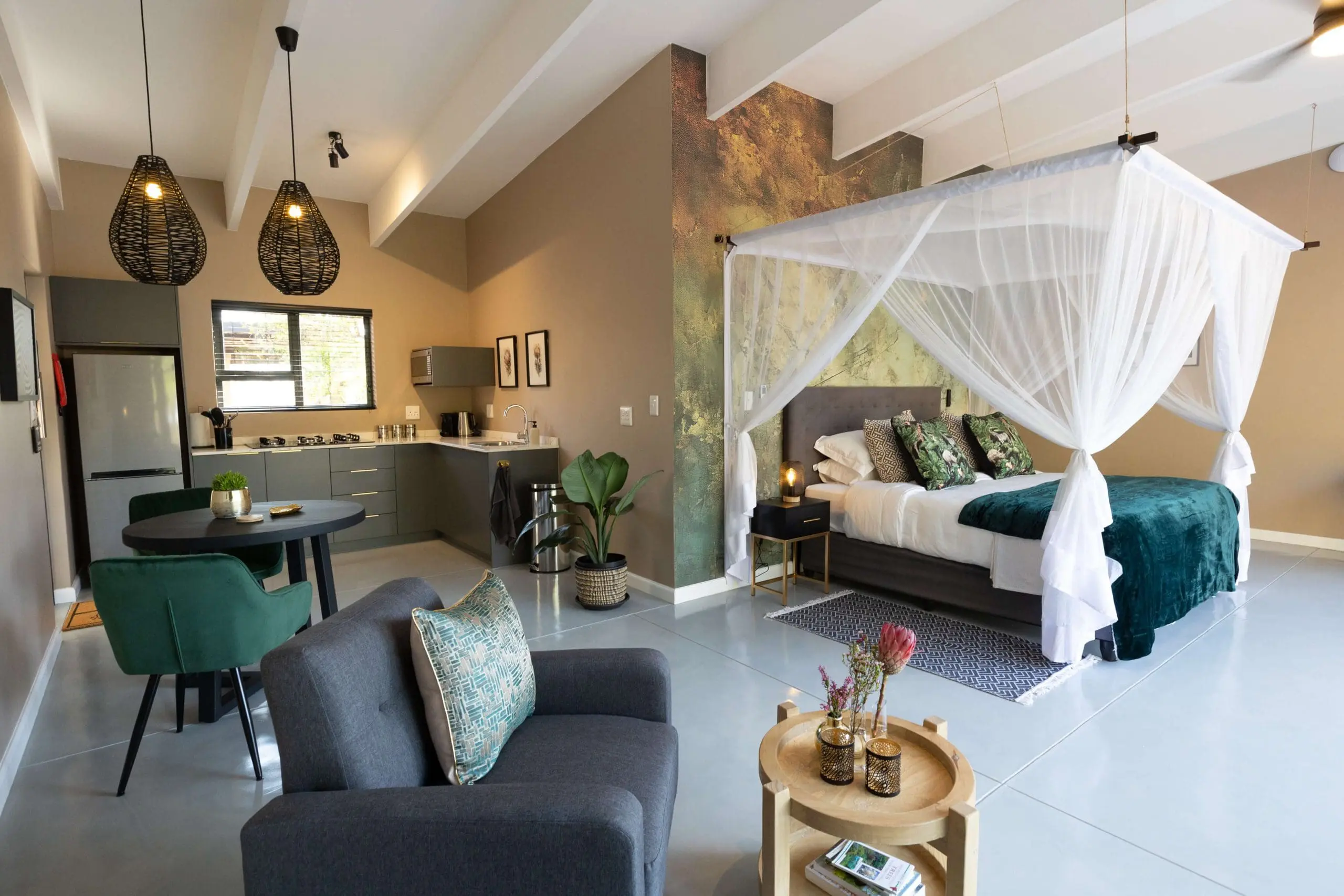 Marepe-Mountain-View-full bedroom chalet caracal villa